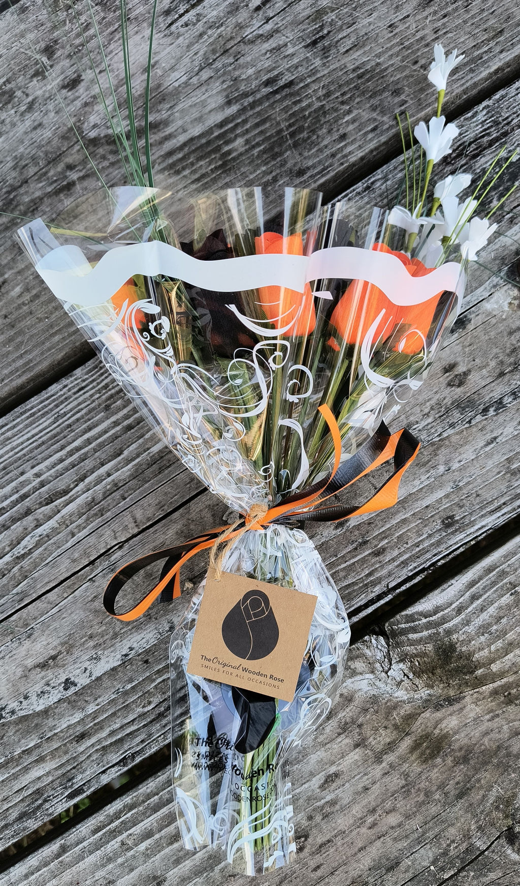 Halloween Wooden Rose Bouquet – Black & Orange