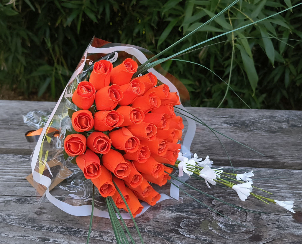 Halloween Wooden Rose Bouquet – All Orange