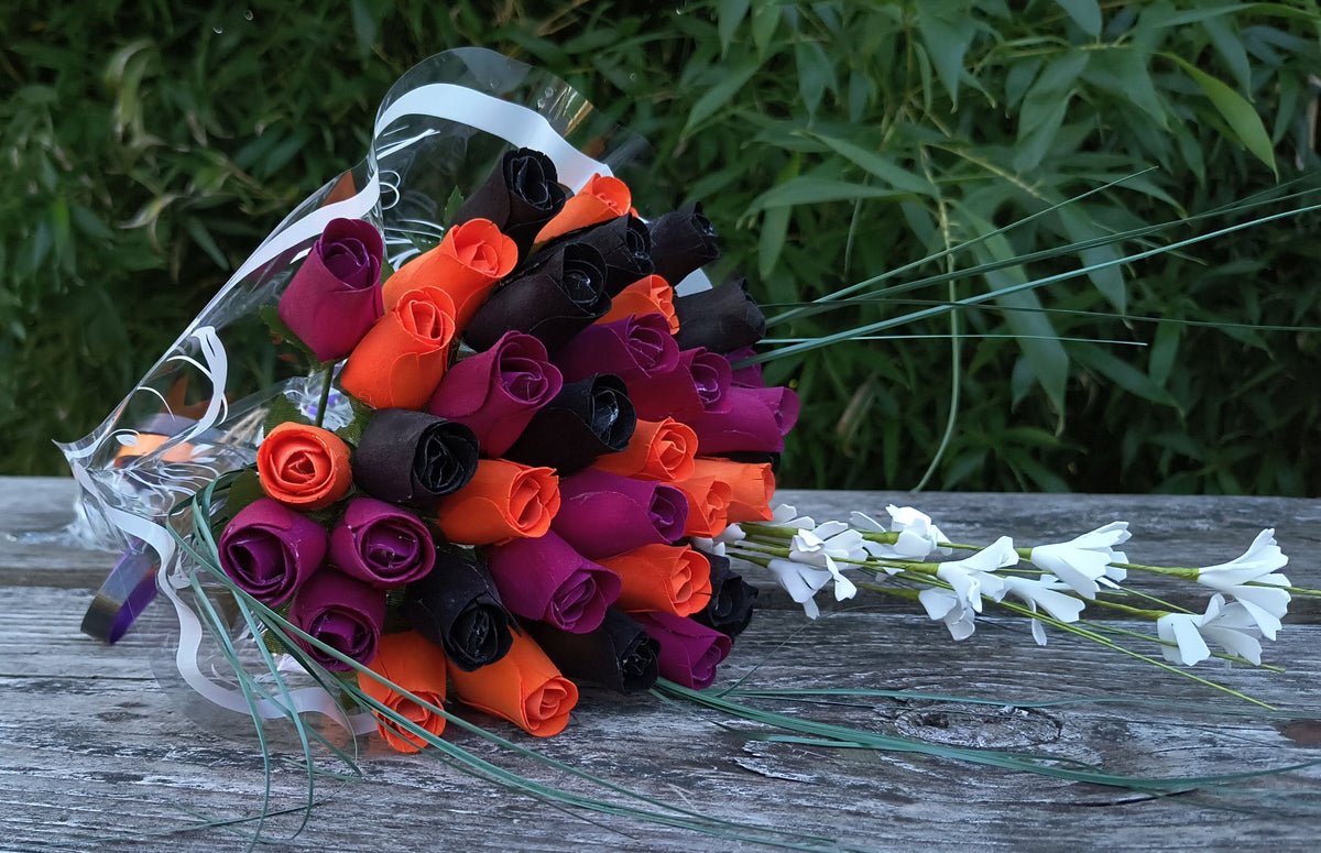 Halloween Wooden Rose Bouquet – Black, Orange & Violet