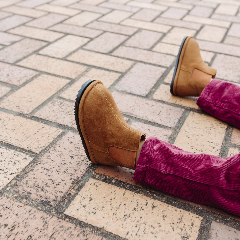 Kids Brown Chelsea Boots – Non-Slip & Easy Wear